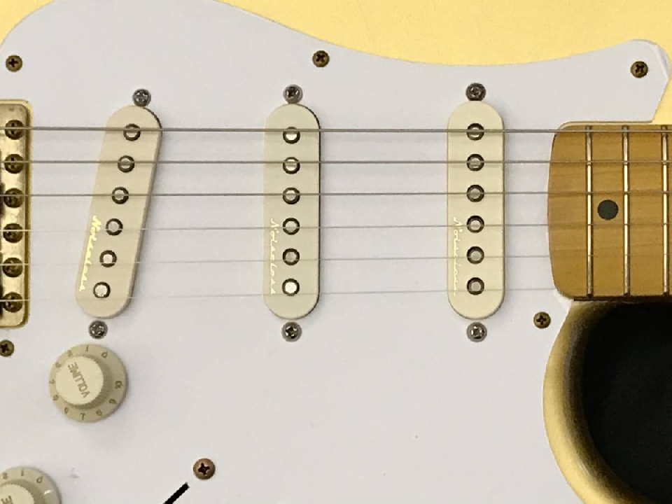 Relic 50's Aztec Gold Strat