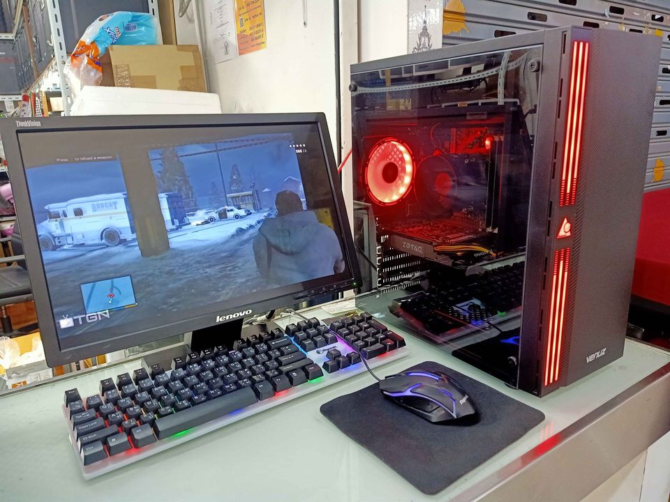 คอมชุด สำหรับเล่นเกมส์และงานทั่วไป