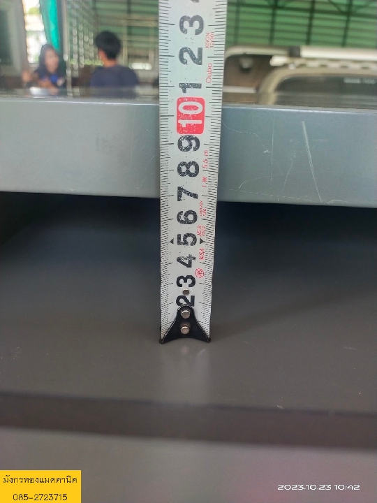 ตู้เอกสารลักกี้ ขนาด 81x112x182 ซม. ลิ้นชักสูง 7 ซม. เป็นตู้วางต่อกัน 3 หลัง เหล็กหนา มีรอยการใช้งาน