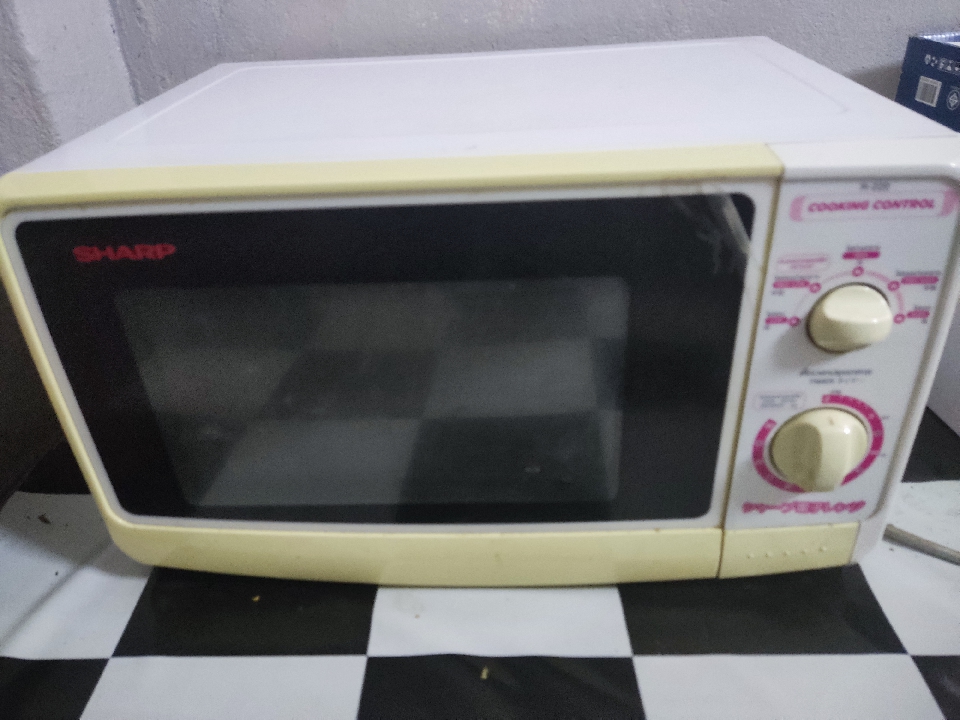 ไมโครเวฟ Sharp รุ่น R-220