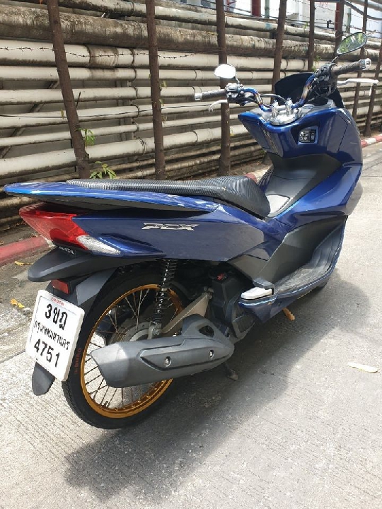 รถ Honda PCX 2015