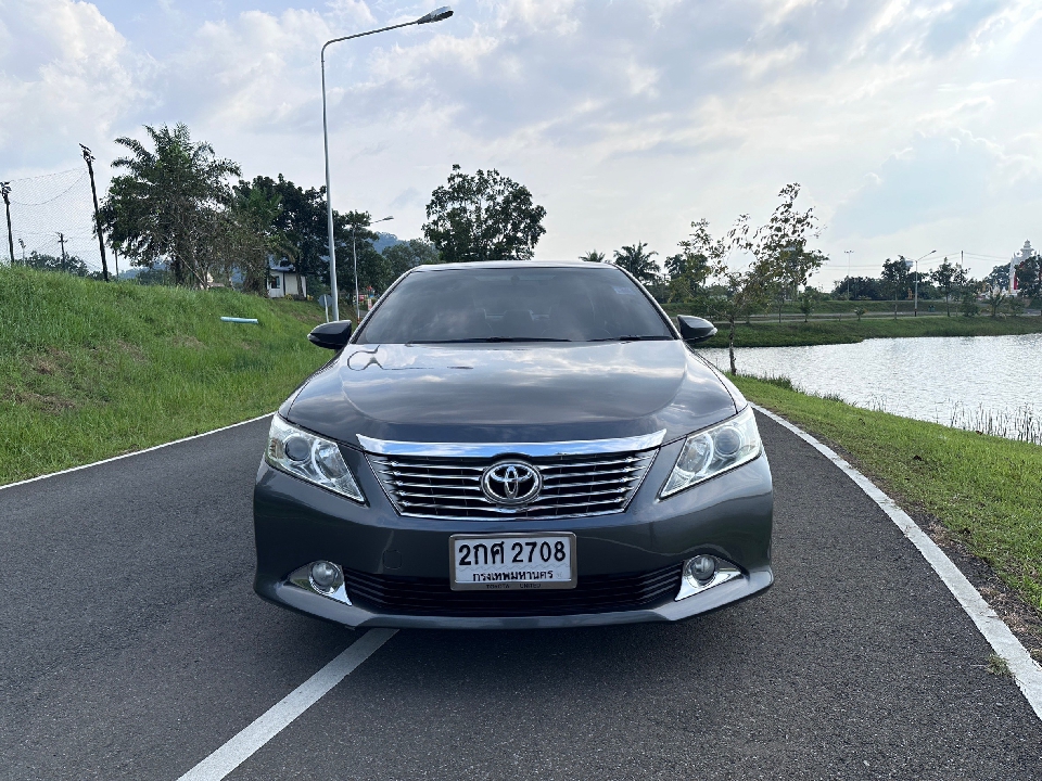 TOYOTA CAMRY 2.0 G AT 2013