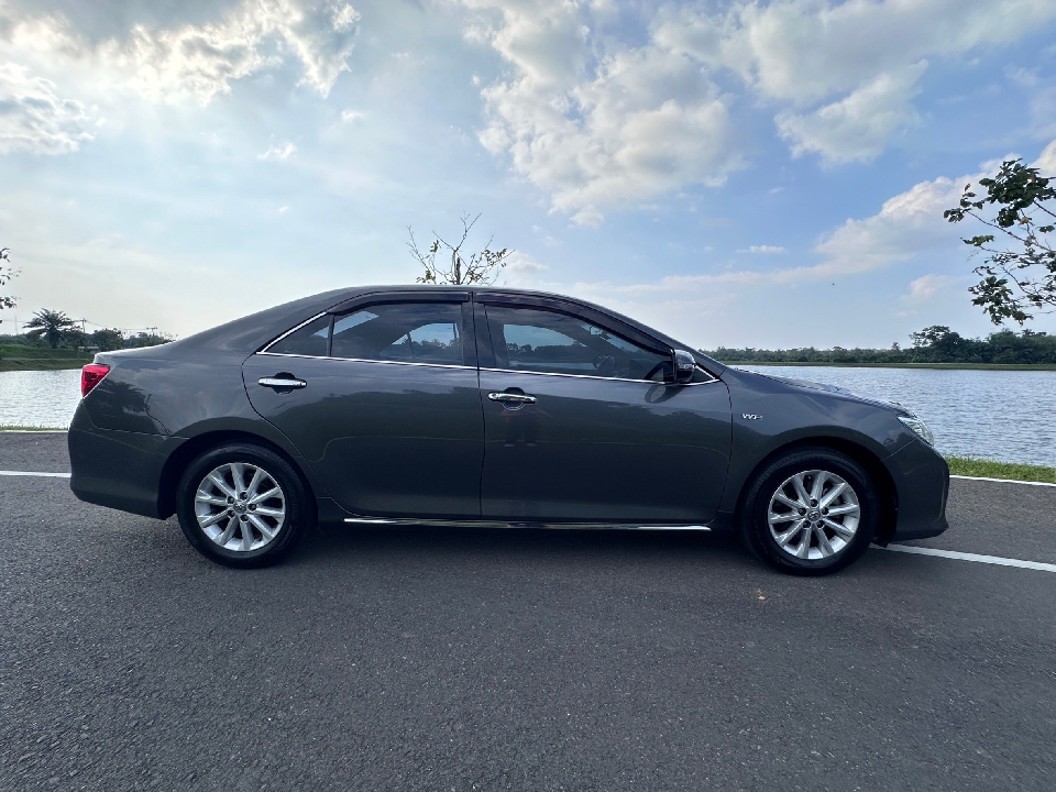 TOYOTA CAMRY 2.0 G AT 2013