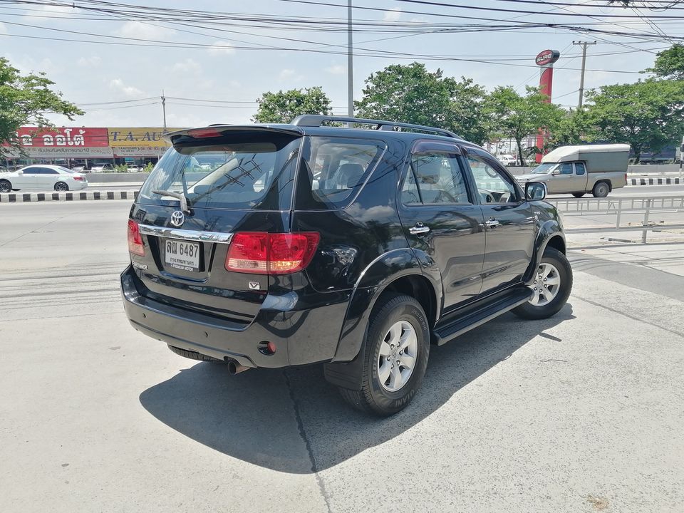 TOYOTA​ FORTUNER​ 2.7V ​ปี2005