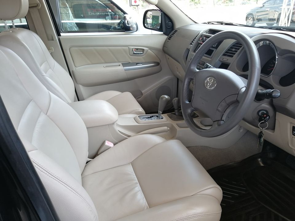 TOYOTA​ FORTUNER​ 2.7V ​ปี2005