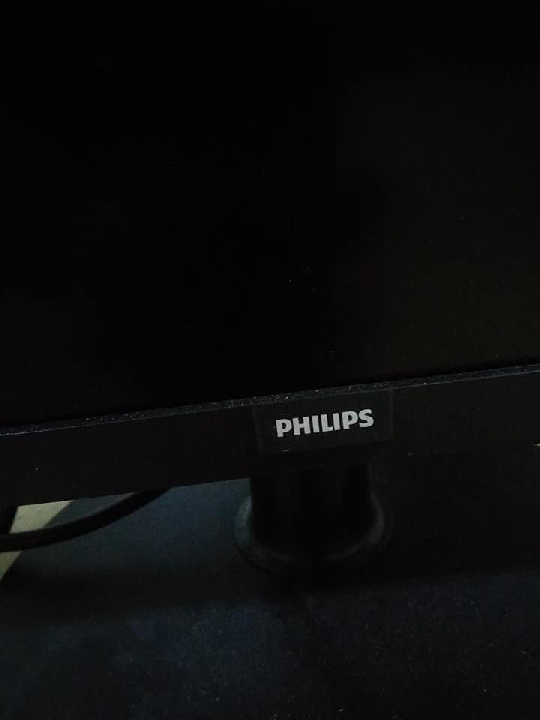 Monitor full HD 22"