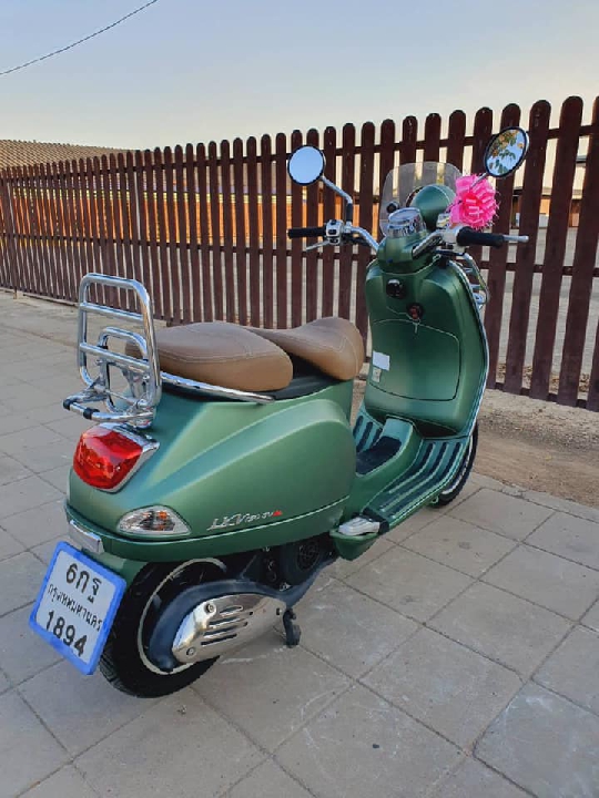ขาย VESPA 150cc รุ่นLXV1503V1E รถปี2016 ไมล์แท้20,xxx