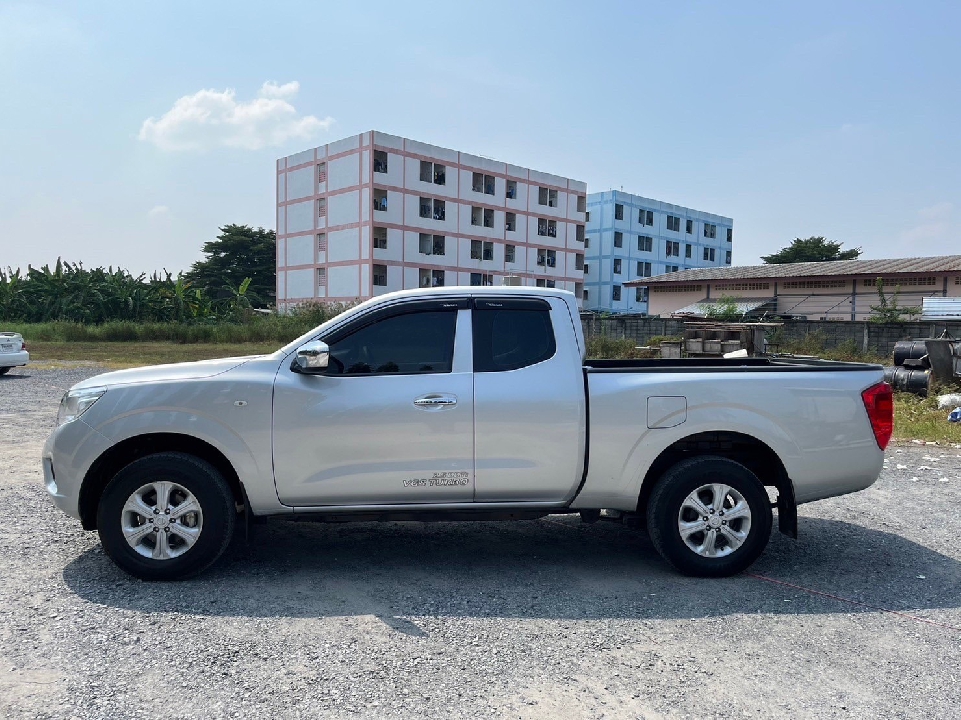 Nissan Navara NP300 2.5 E King Cab เกียร์ธรรมดา ปี 2020