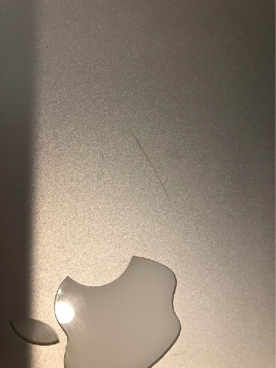 Macbook 13” pro 2010 for sell (used)