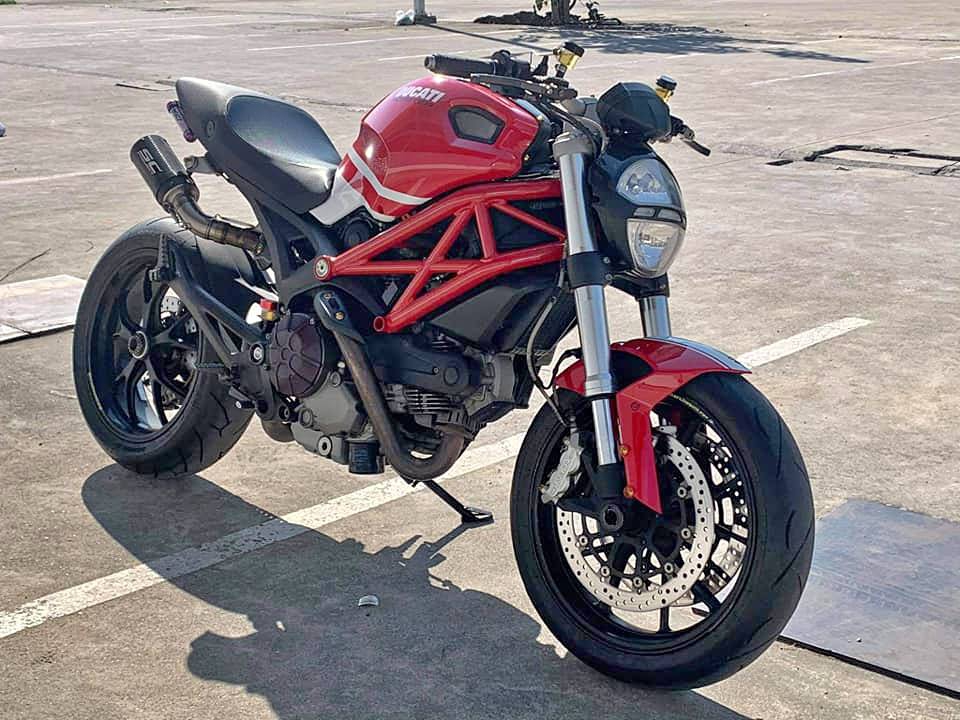 Ducati 796