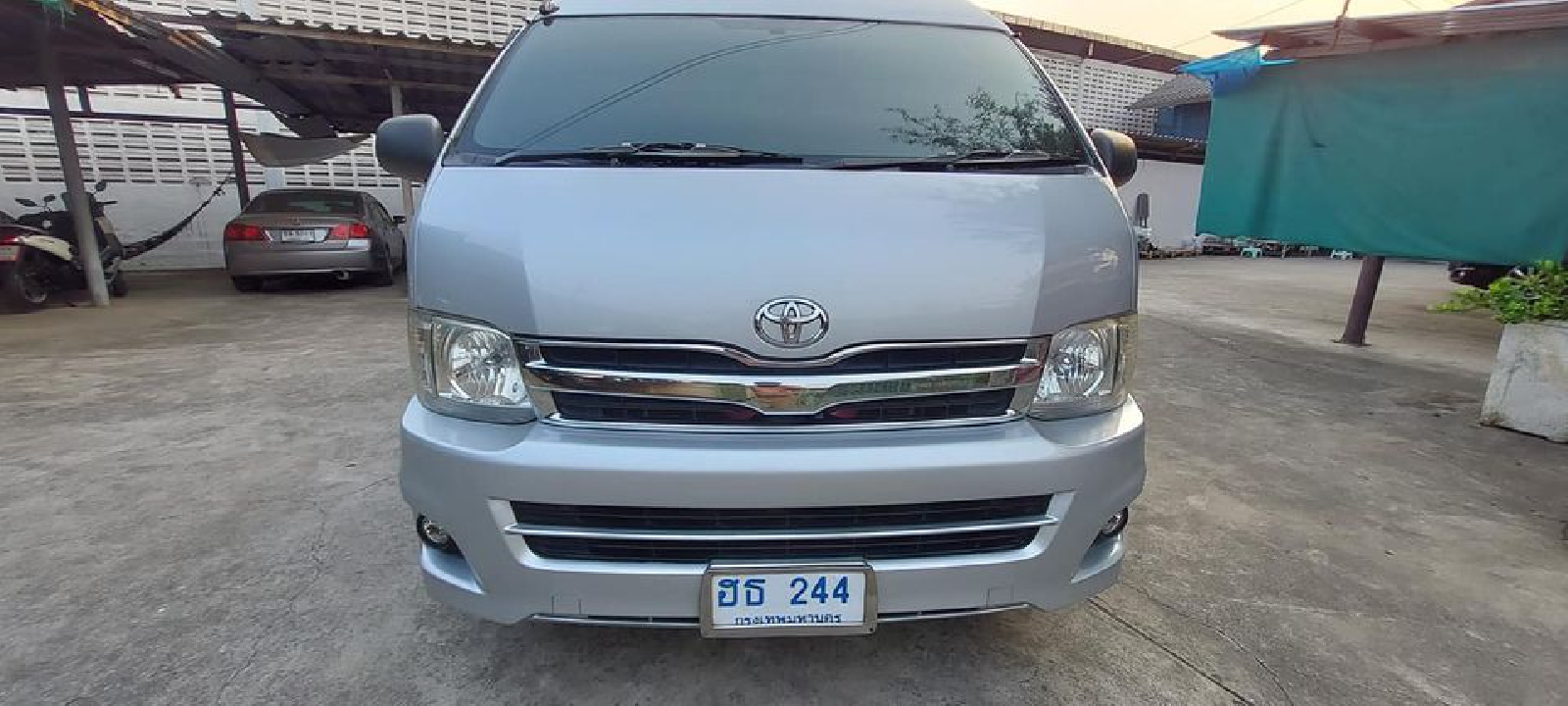 Toyota commuter 2.5 D4D MT ปี 2007