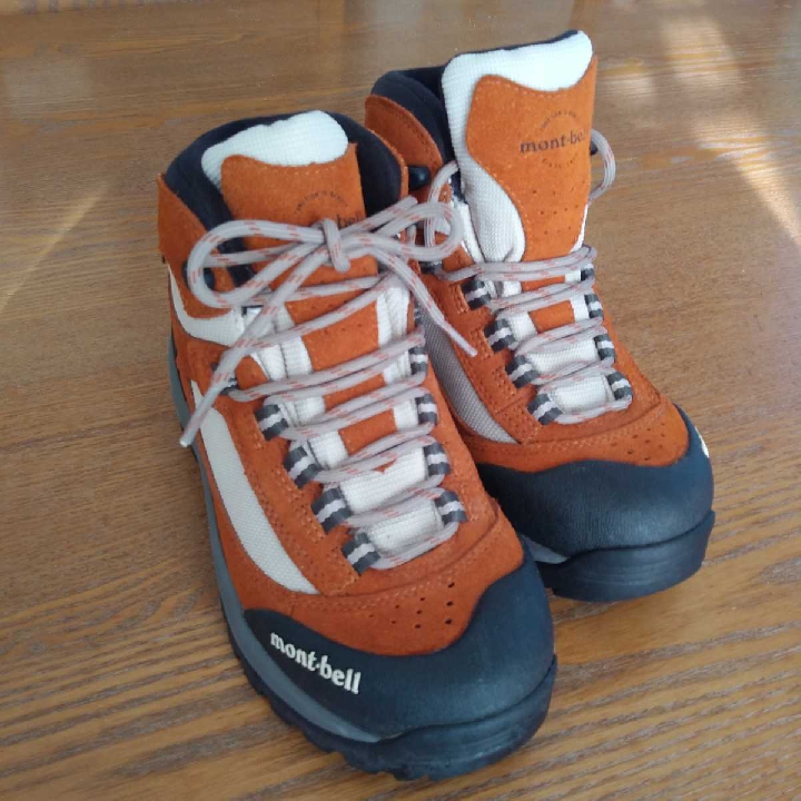 รองเท้าบูท Mont-bell Gore-Tex Tioga ผู้หญิง 23.5 ซม ไซต์ 37-38-39