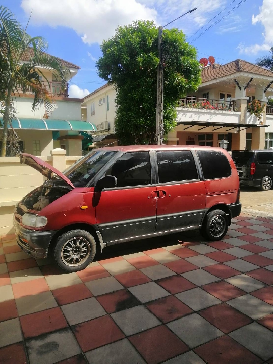 ขายNISSAN SERENA C23 เครื่องเบนซิน 2.0 เกียร์ออโต้ ติดแก๊ส LPG