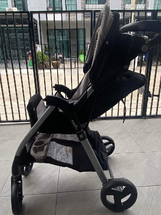 รถเข็น FREVO Travel System DLX Evenflo