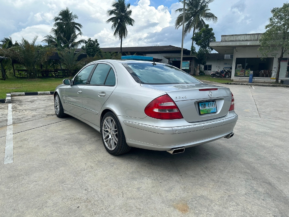 BENZ E240 W211 AVANTGARDE AT  2005