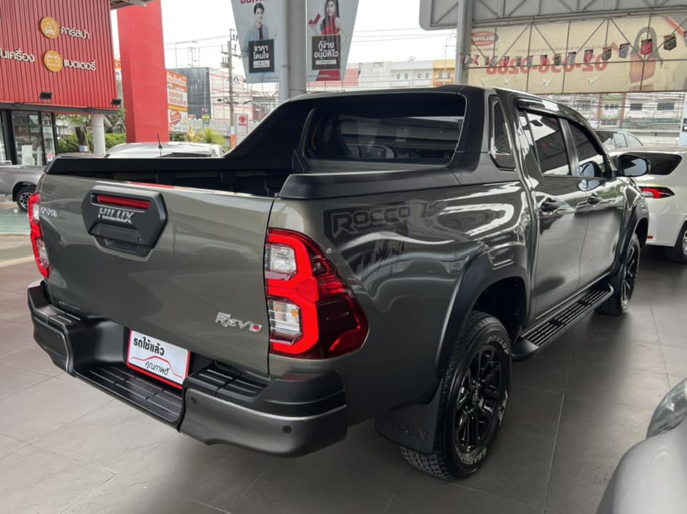 Revo D-cab 2.4 Rocco ก.Auto ปี2022