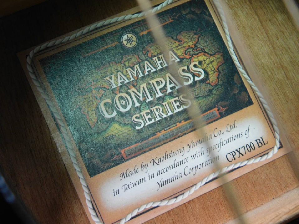 กีต้าร์ YAMAHA COMPASS SERIES CPX700BL