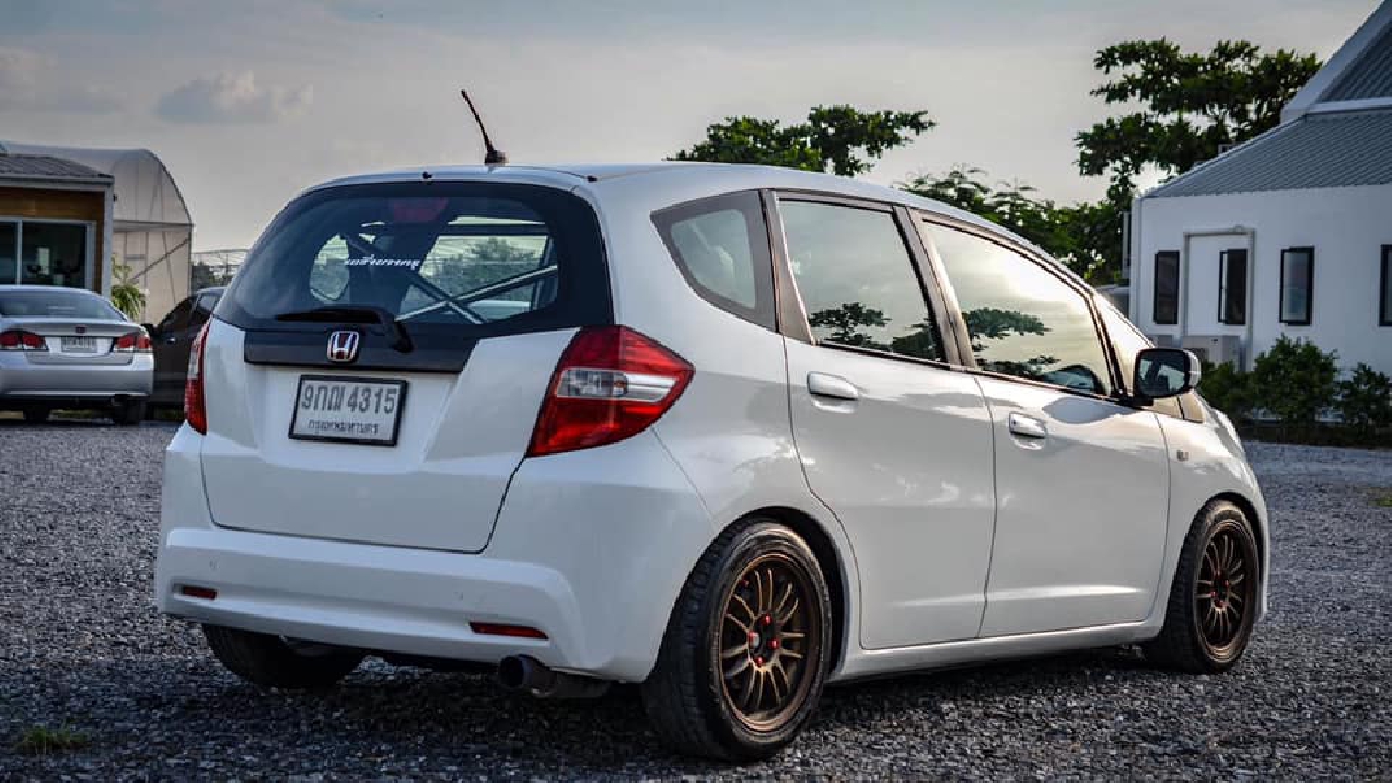 HONDA JAZZ GE  ปี 11