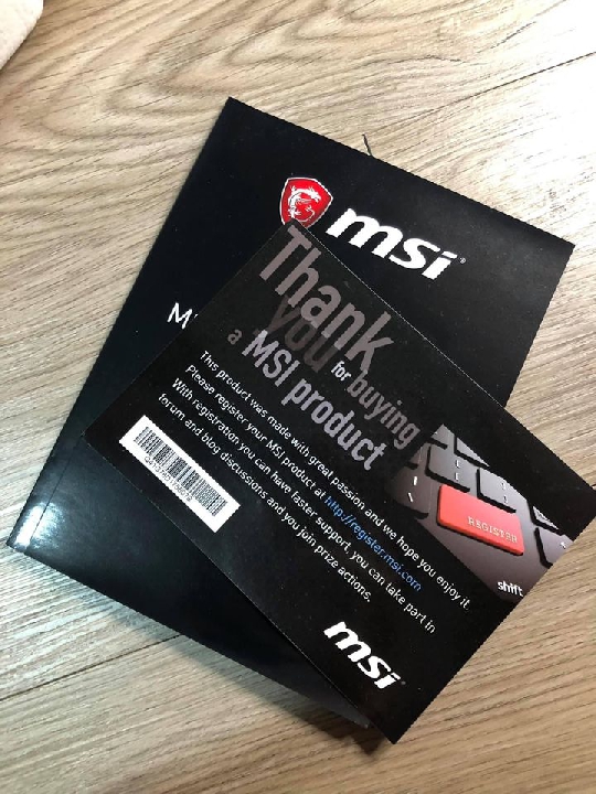 จอโค้ง Msi 27 นิ้ว 144Hz ประกันเหลือ 2 ปี