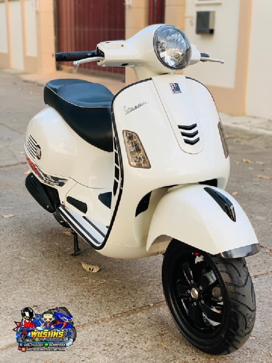 Vespa Gts 150