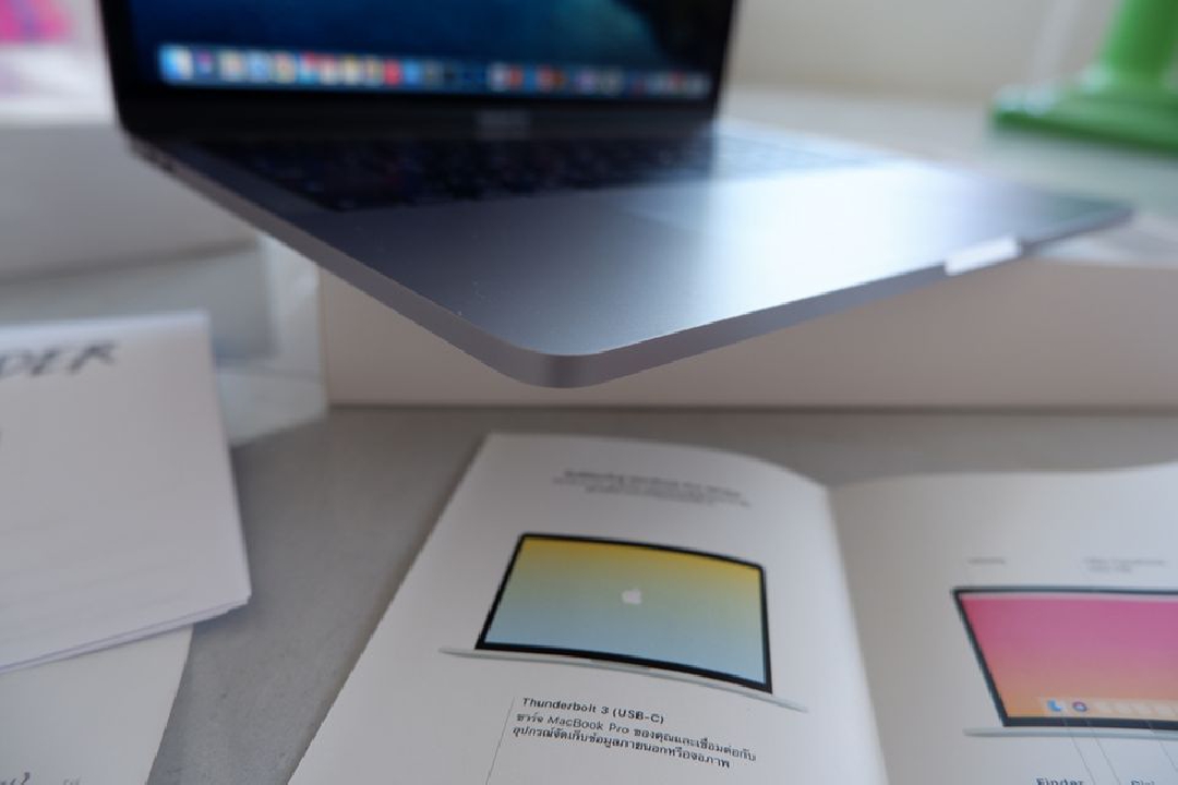 Apple MacBook Pro 2019 -Touch Bar 13-inch