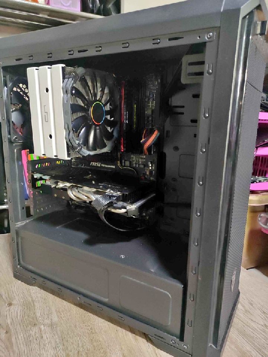 คอมพิวเตอร์ FX 8350 แรงๆ