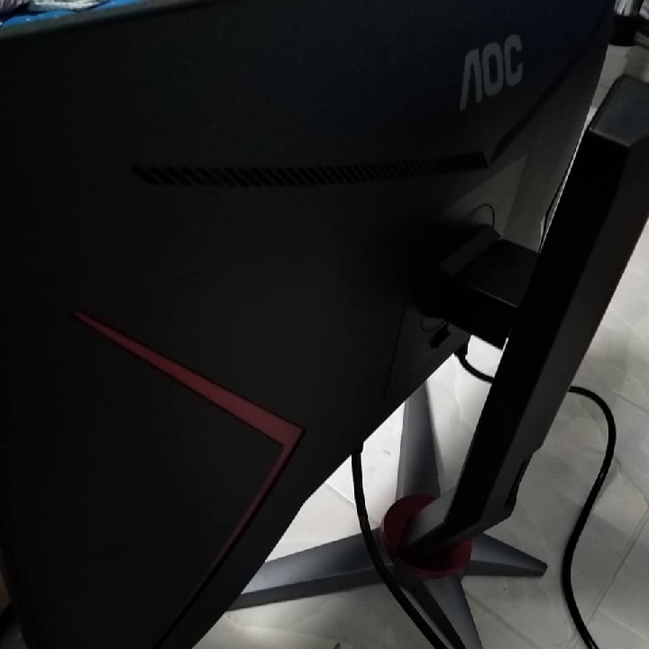 aoc 24g2 144hz ปรับขึ้นลงได้