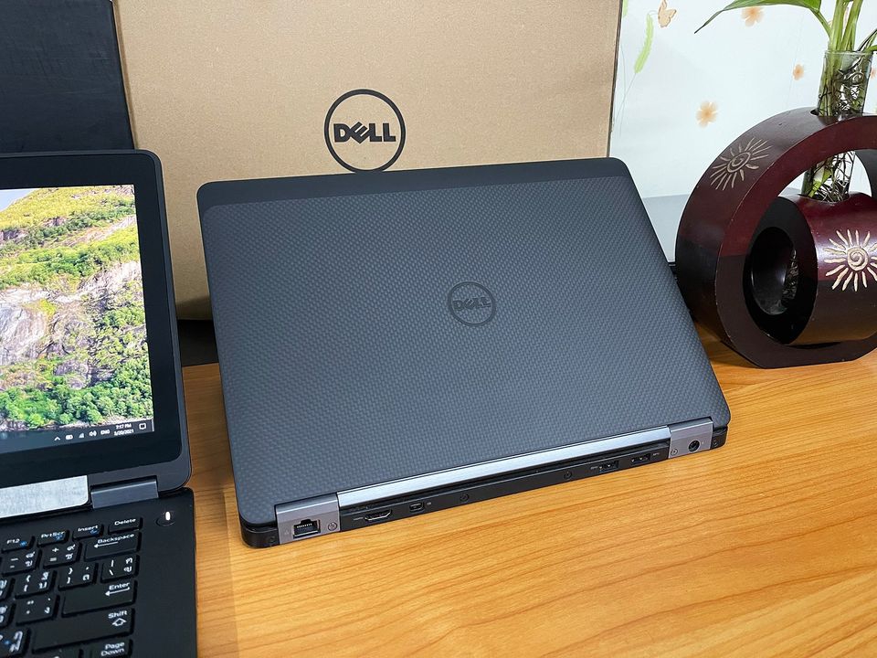 โน็ตบุ๊ค DELL E7270 Touch i5 เจน 6 จอ 12.5 นิ้ว FHD ใช้งานสัมผัสหน้าจอได้