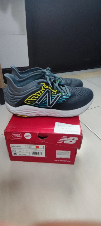 ขาย รองเท้าวิ่ง new balance beacon รุ่นรองtop สีเทา ราคาป้าย 4490฿ Size 10 us 44 eur 9ครึ่ง uk 28cm