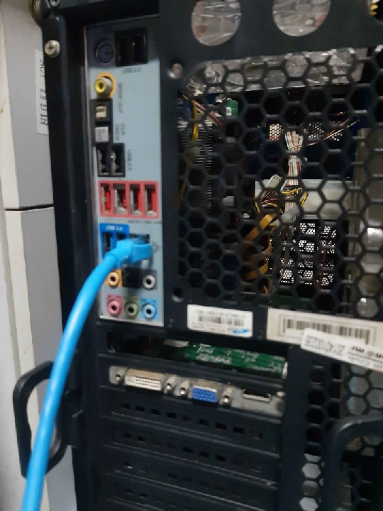PC AMDx4 สวยเล่นเกมลื่น ยกชุด ระบายความร้อนได้ดี