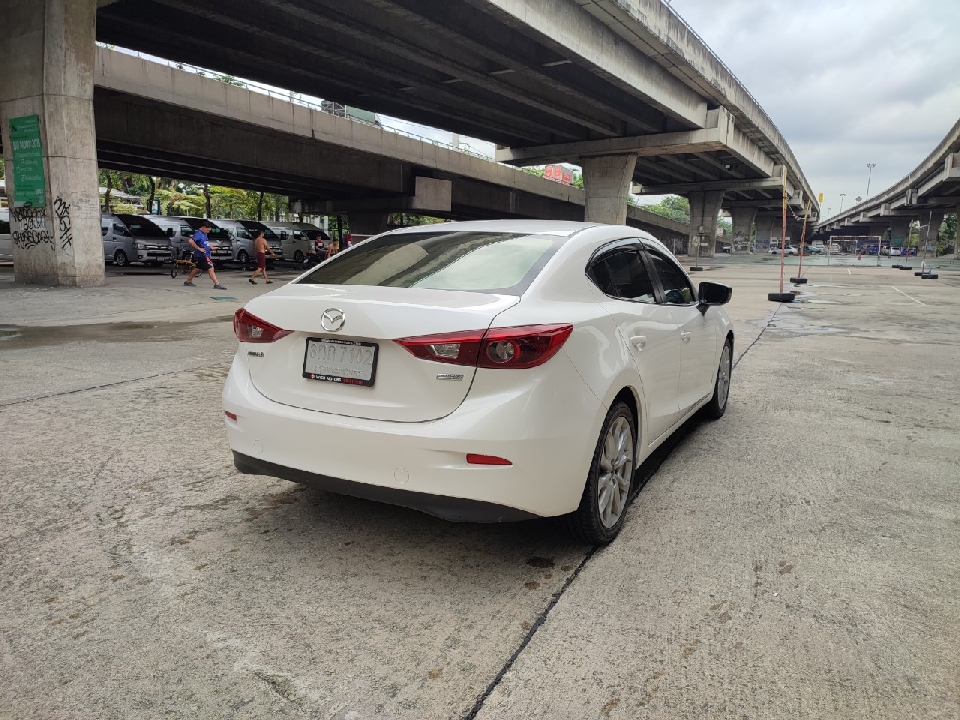 ฟรีดาวน์ Mazda 3 2.0 S Sedan AT ปี 2014