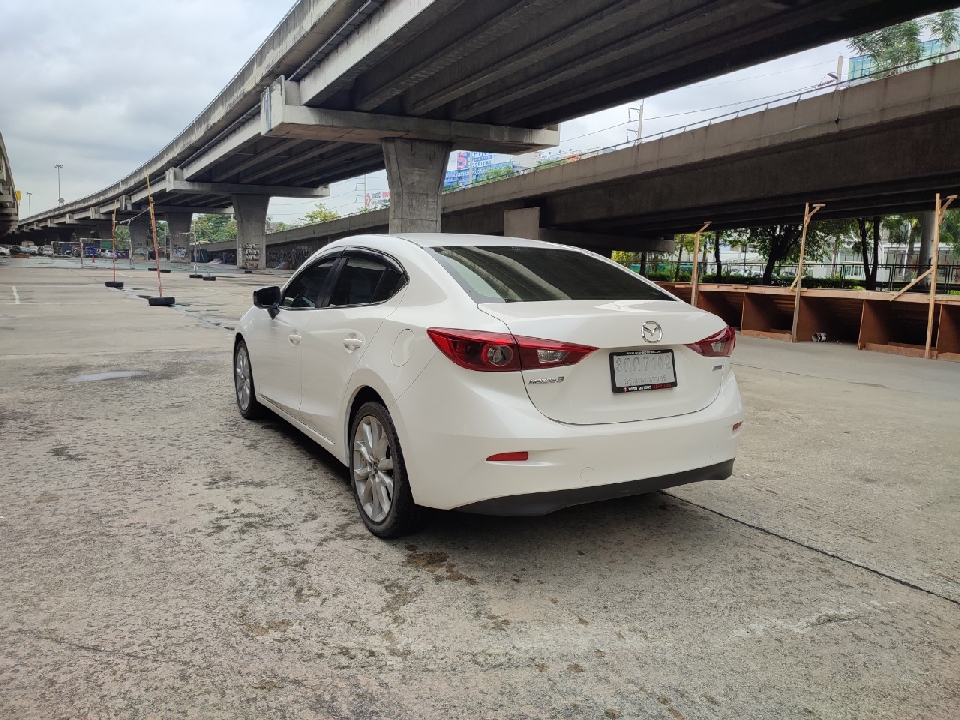 ฟรีดาวน์ Mazda 3 2.0 S Sedan AT ปี 2014