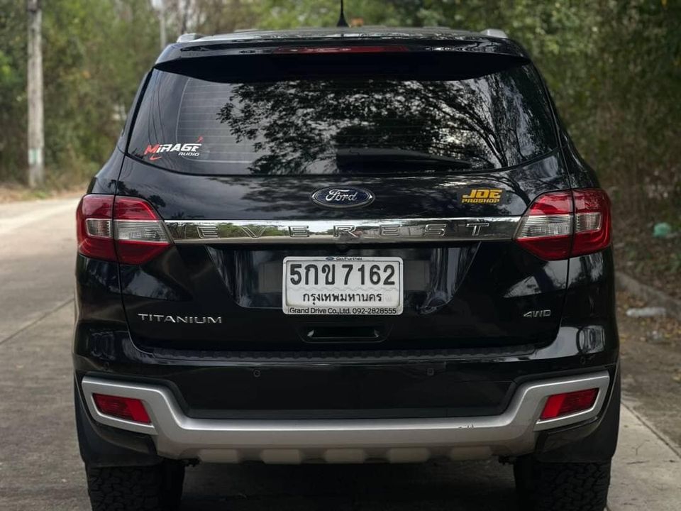 FORD EVEREST 4WD ท้อปสุด 3.2 ซันรูฟ รถบ้านมือเดียว เข้าศูนย์ตลอด