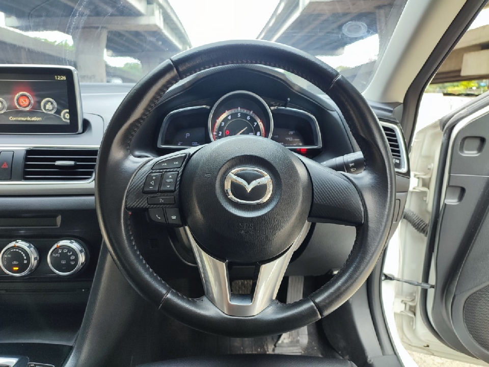 ฟรีดาวน์ Mazda 3 2.0 S Sedan AT ปี 2014