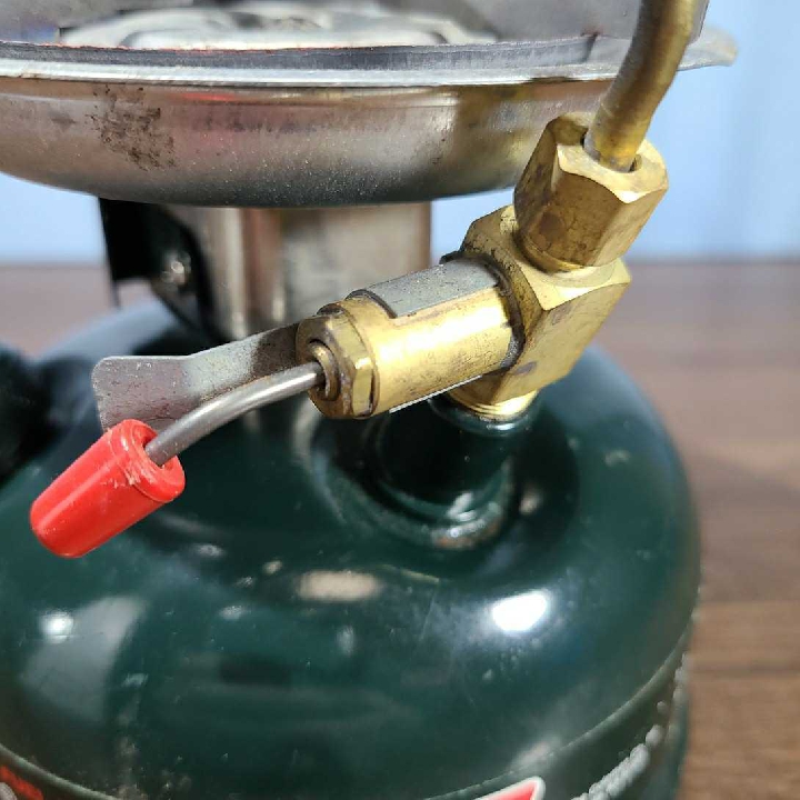 ถังตะเกียงเชื้อเพลิง  Junk Coleman Single Burner Stove 508A ผลิตในปี 1993