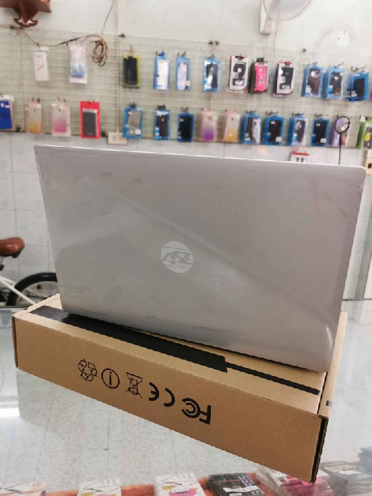 Notbook Asus