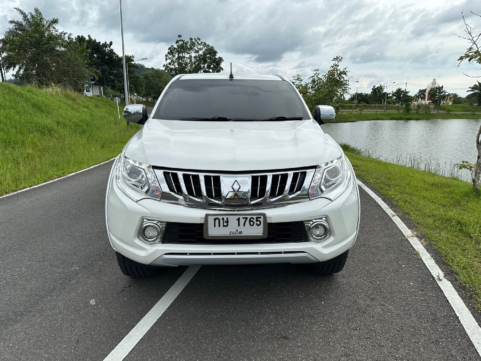 MITSUBISHI TRITON DOUBLE CAB 2.4 MIVEC GLS LTD 4WD AT  2016