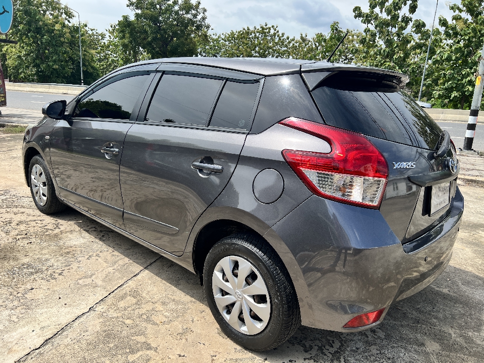 toyota yaris 2017