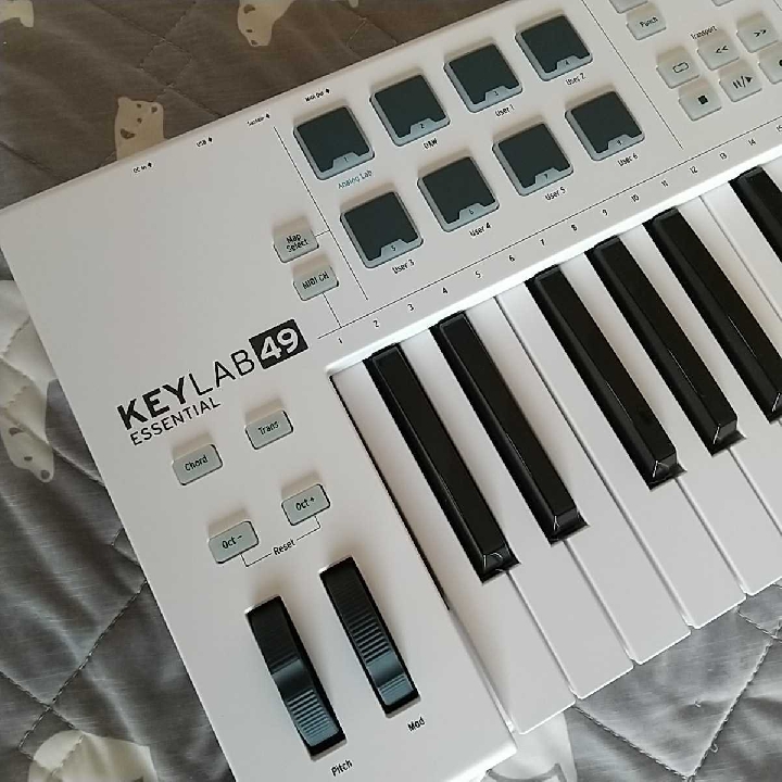 คีย์บอร์ด midi arturia keylab 49 essentials
