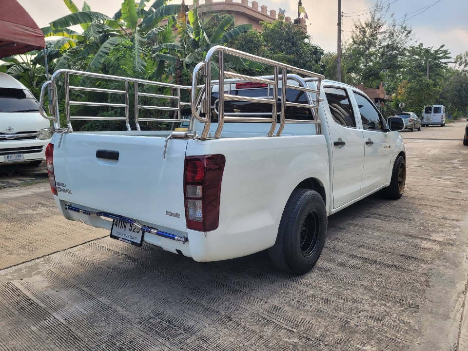 Isuzu All New 2.5 Cab 4