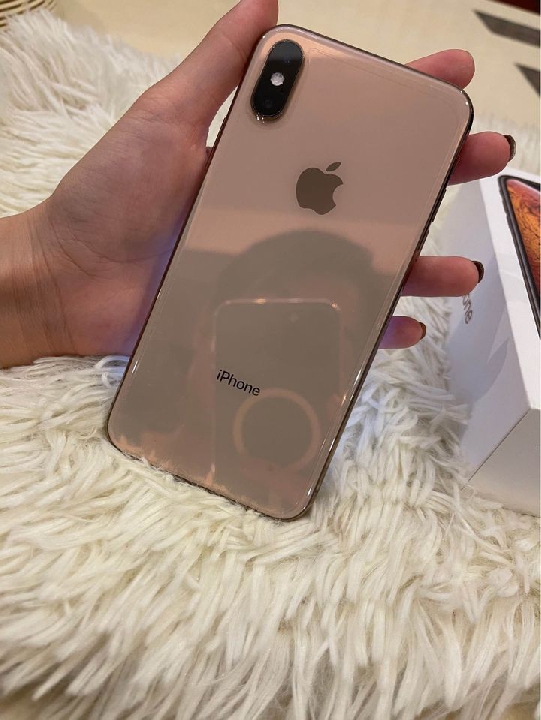 iPhone XS 64 GB rose gold