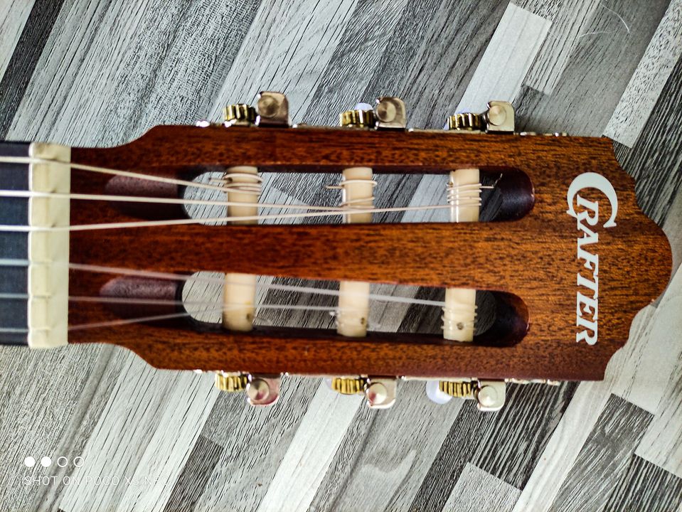 กีต้าร์คลาสสิค CRAFTER HC-100/OP.N
