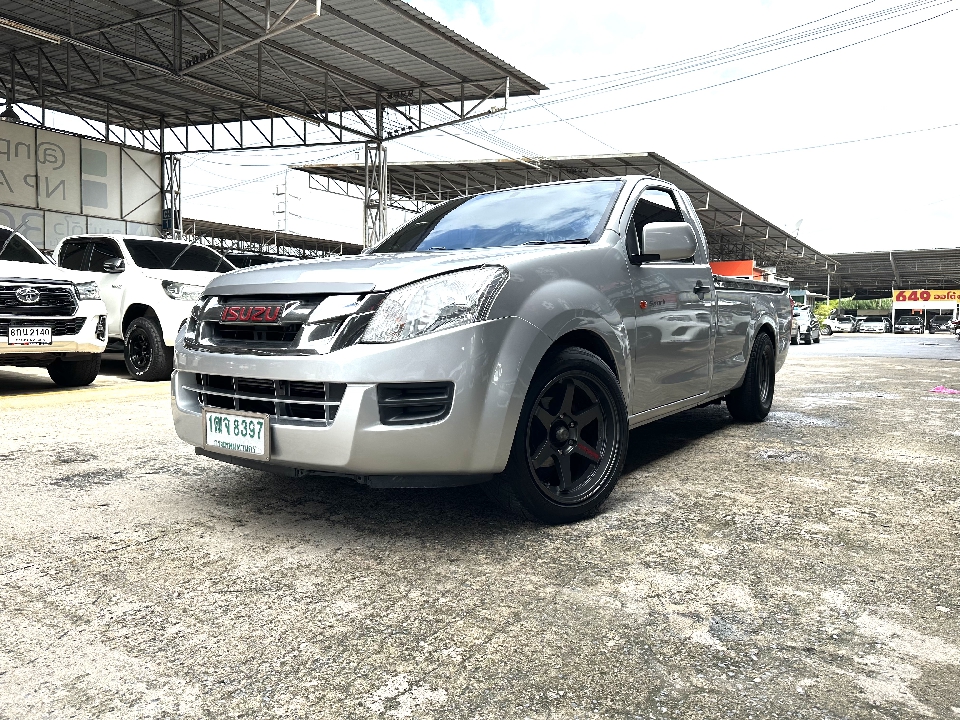 Isuzu dmax spark 2.5 s