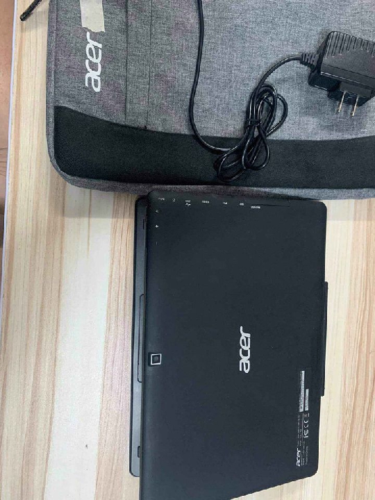 Acer one sw110-1ct
