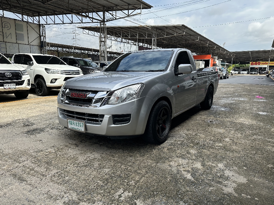 Isuzu dmax spark 2.5 s