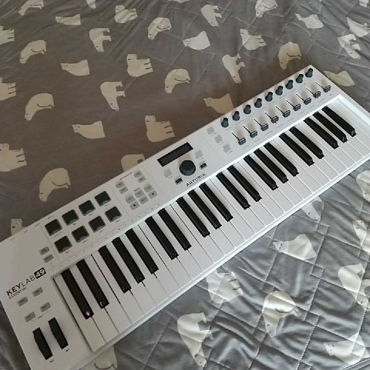 คีย์บอร์ดดนตรี midi arturia keylab 49 essentials