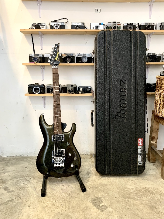 กีตาร์ไฟฟ้าIbanez JS1000-BTB