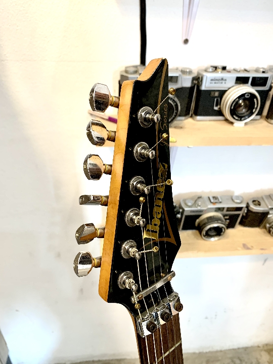 กีตาร์ไฟฟ้าIbanez JS1000-BTB