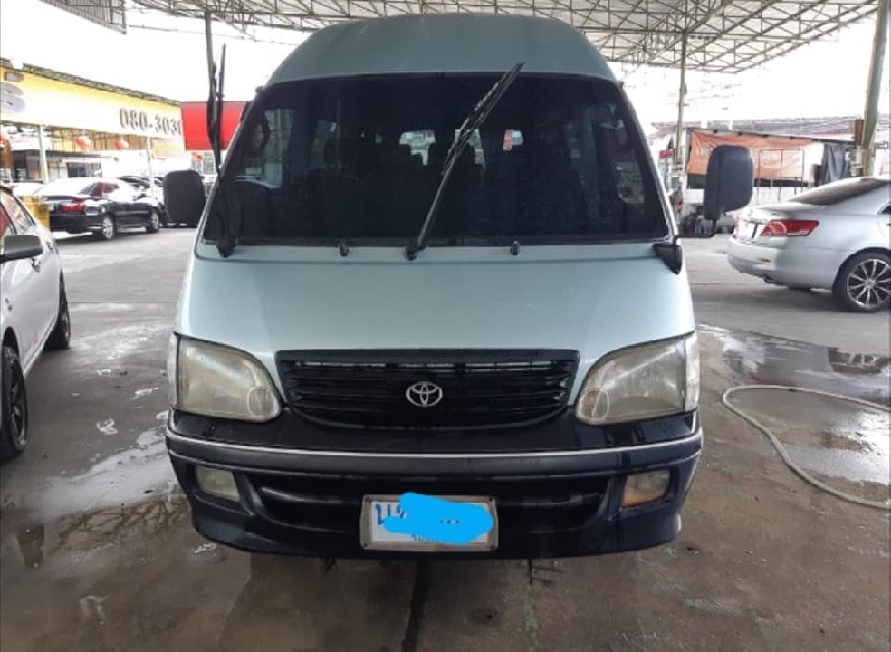 TOYOTA COMMUTER 3.0 5L ปี 03