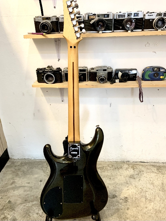 กีตาร์ไฟฟ้าIbanez JS1000-BTB